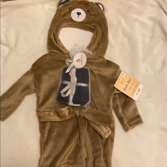 Other - Baby Bathrobe With 3 Washcloths